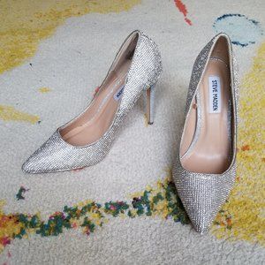 Steve Madden Daisie Crystal Jeweled Pointed Toe Pumps